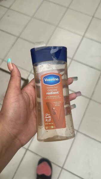 Huile Vaseline cocoa radiant