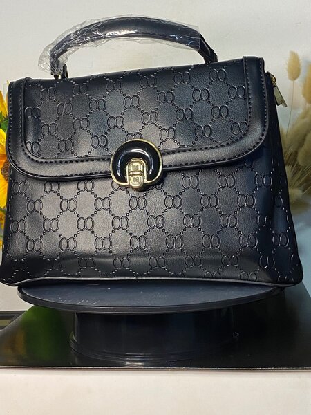 Prix promo Sac GUCCI