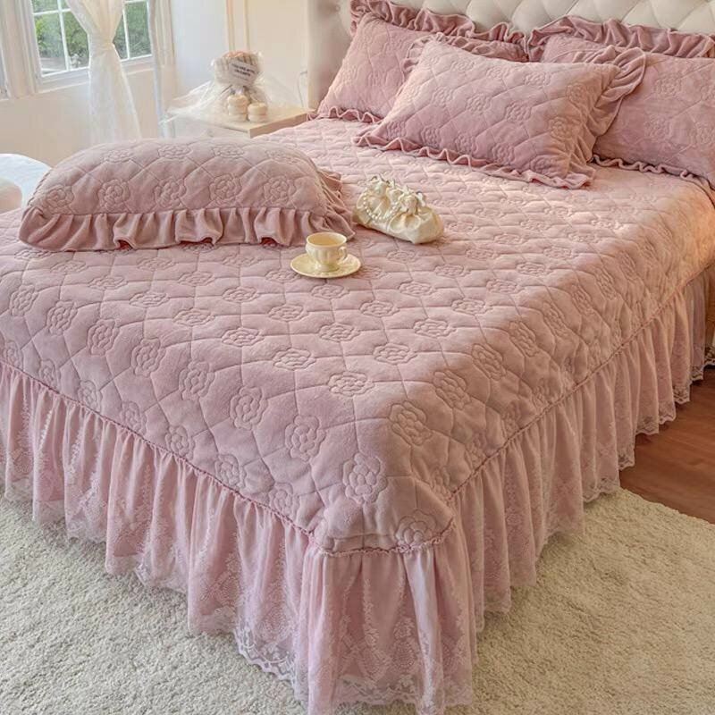 BEDSPREAD