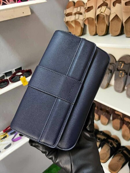 Pochette en cuir élégante