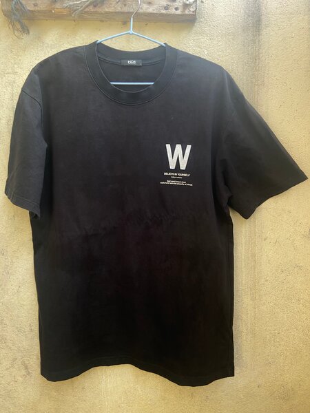 T-shirt noir avec texte