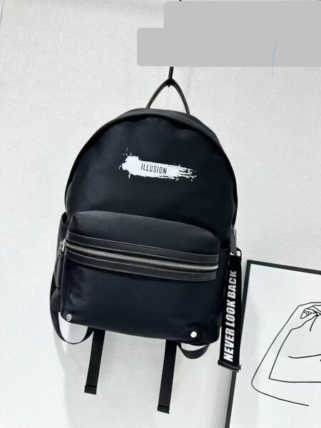 Sac à dos noir tendance