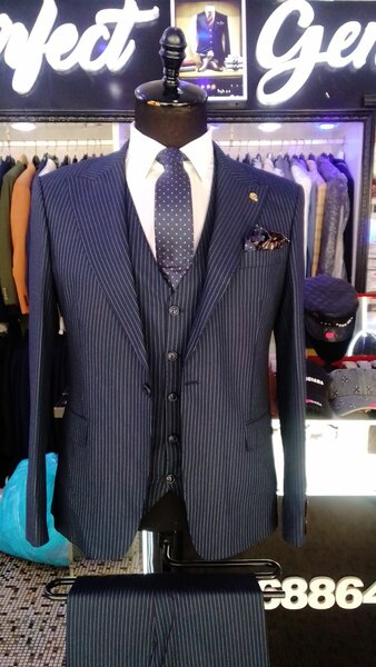 MEN SUITS