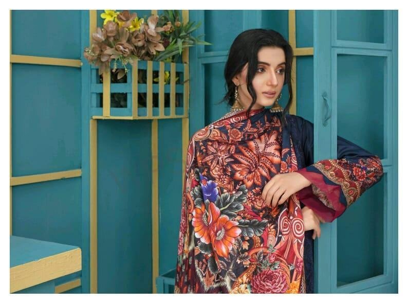 3 pcs women's Lawn unstitched Embroidered suit