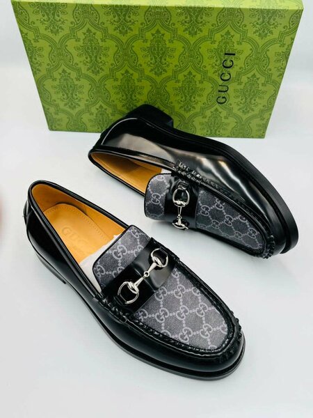 Gucci  shoe