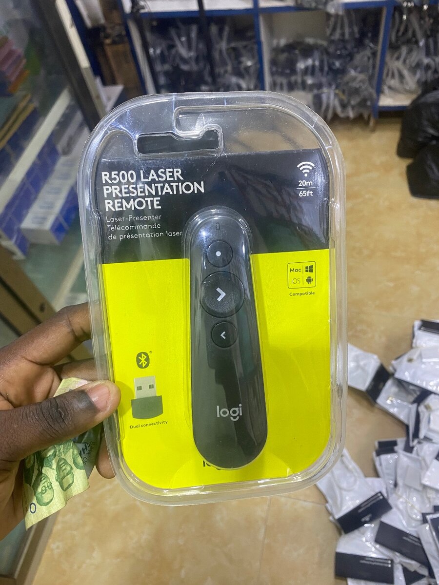 Logitech R500 Laser Presentation Pointer