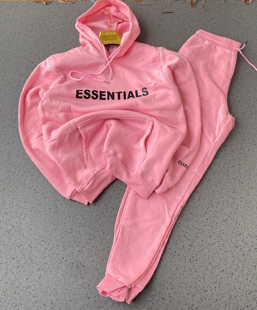 Essential tracksuit