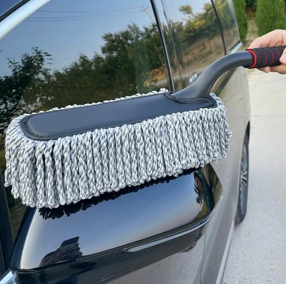 Balai de dépoussiérage auto