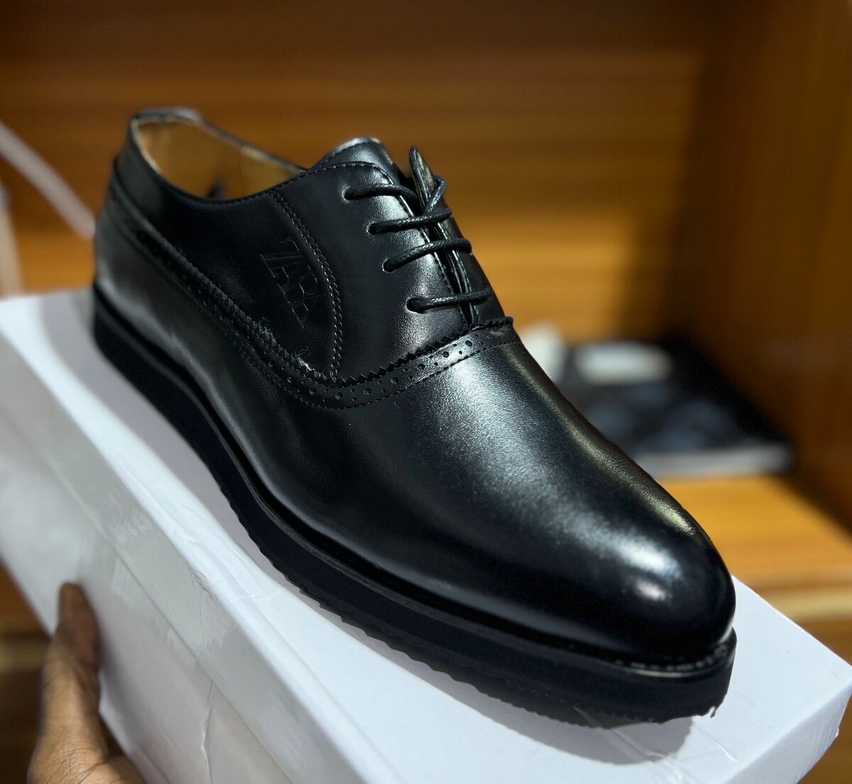 Chaussures habillées en cuir élégantes