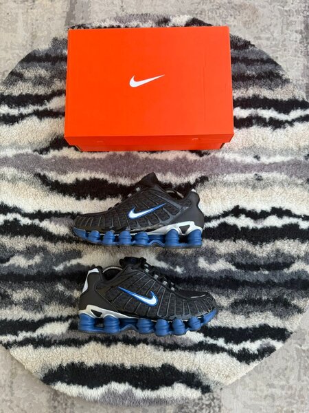 Chaussures Nike Shox