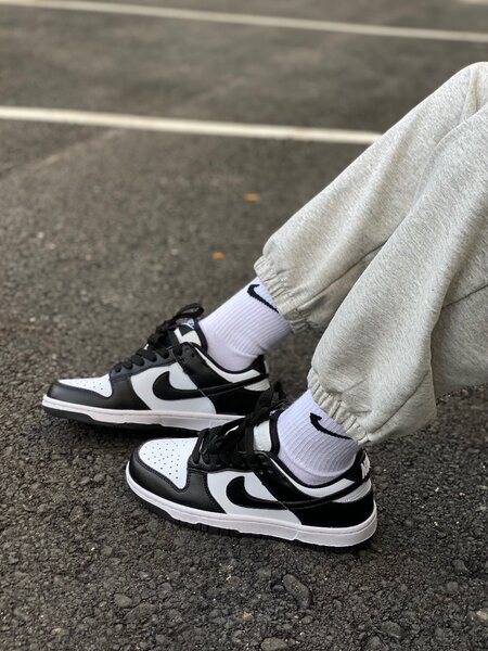Nike Dunk Low Panda