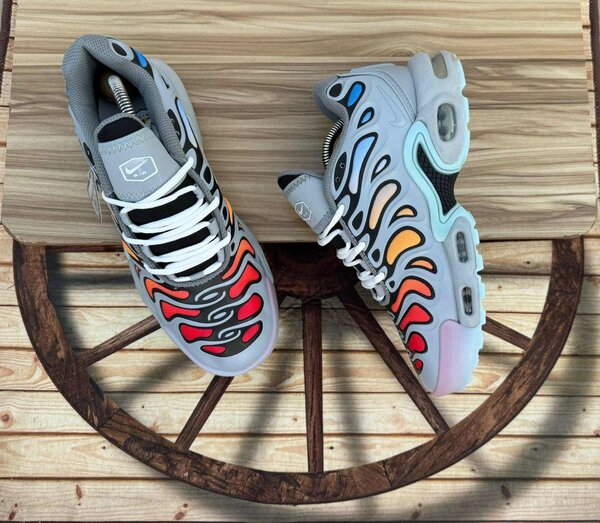 Basket Nike Plus Homme grise