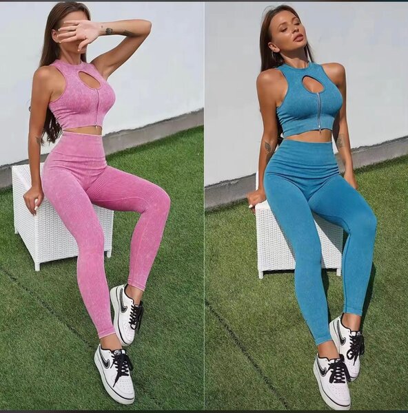 Ensemble de sport femme élégant