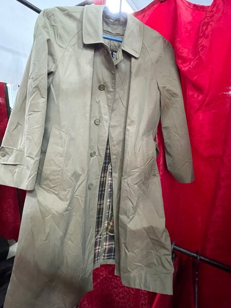 Плащ от фирмы Daks London