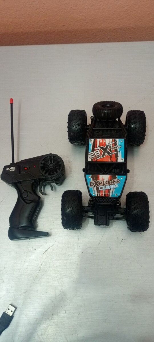 Voiture télécommandée pour les enfants