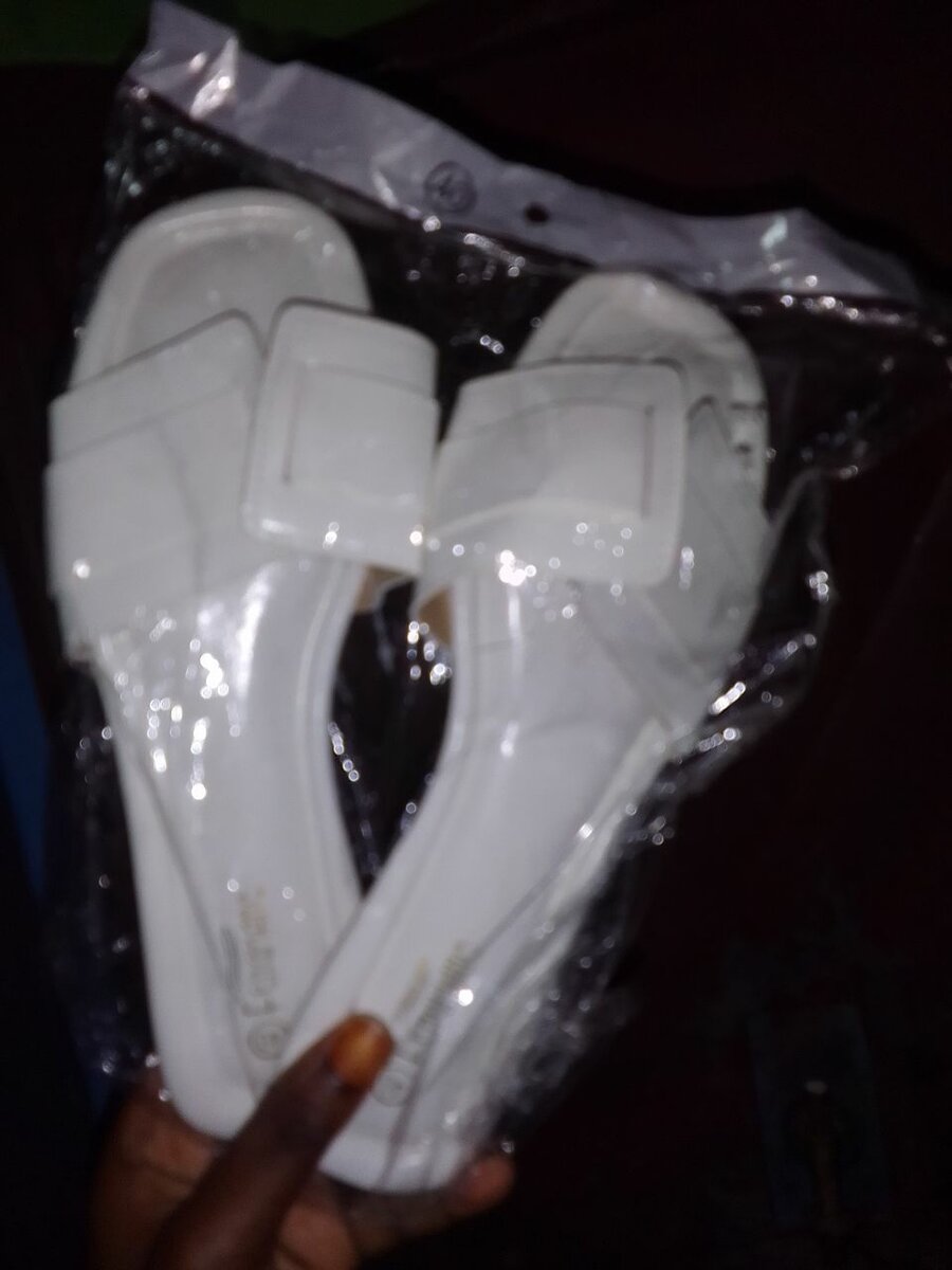 Sandales à glissière élégantes