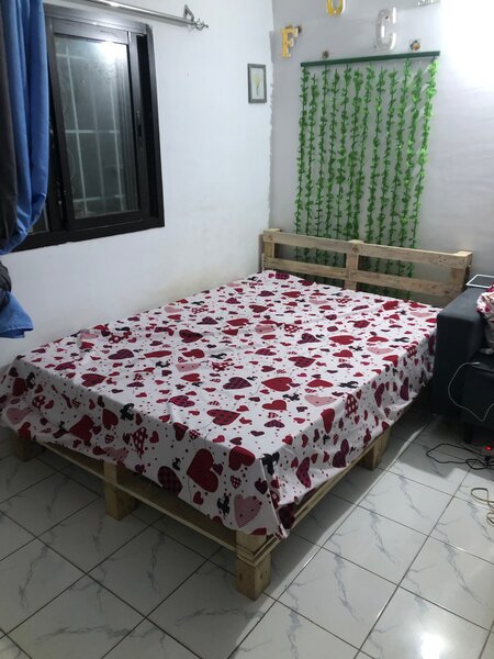 Lit en palettes moderne