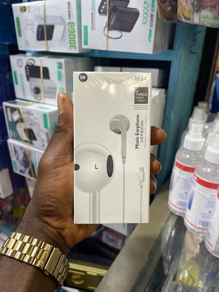 Type-C Stereo Earphones