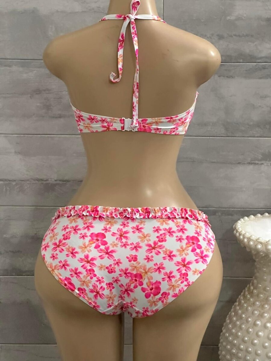 Ladies swimsuits