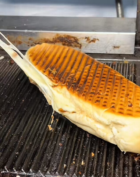 Panini au fromage fondant