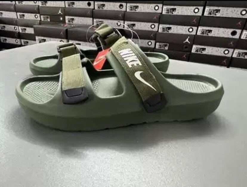 Nike slippers