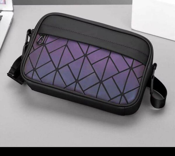 Sacoche géométrique élégante