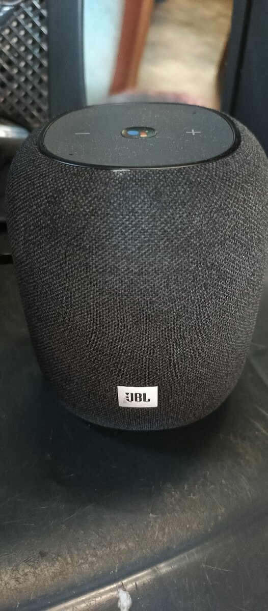 Jbl link music Bluetooth speaker