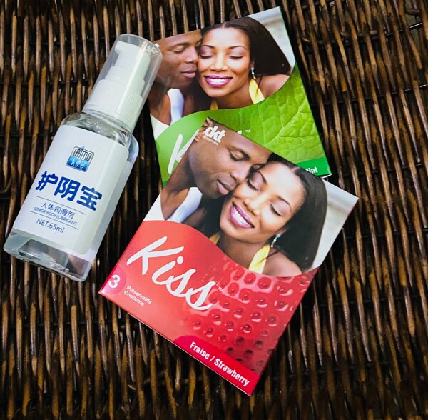 6 préservatifs + 1 lubrifiant