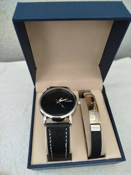 Montre en cuir élégante