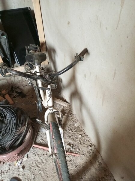 Vélo tout-terrain robuste