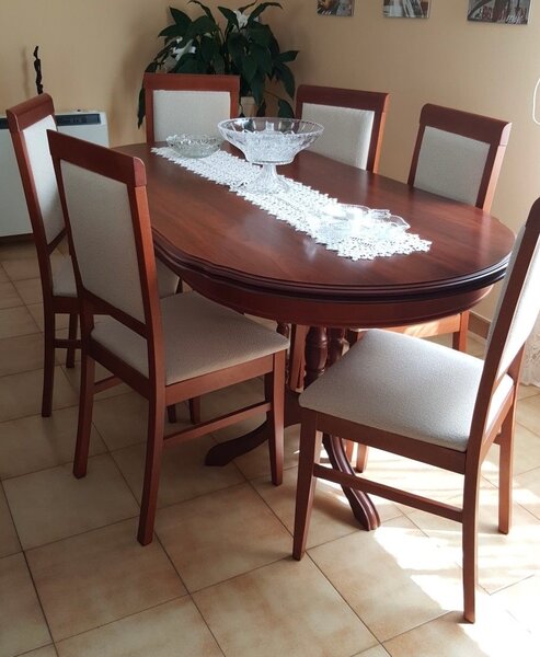 Table à manger classique