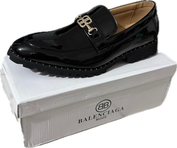 Mocassins en cuir verni pour hommes