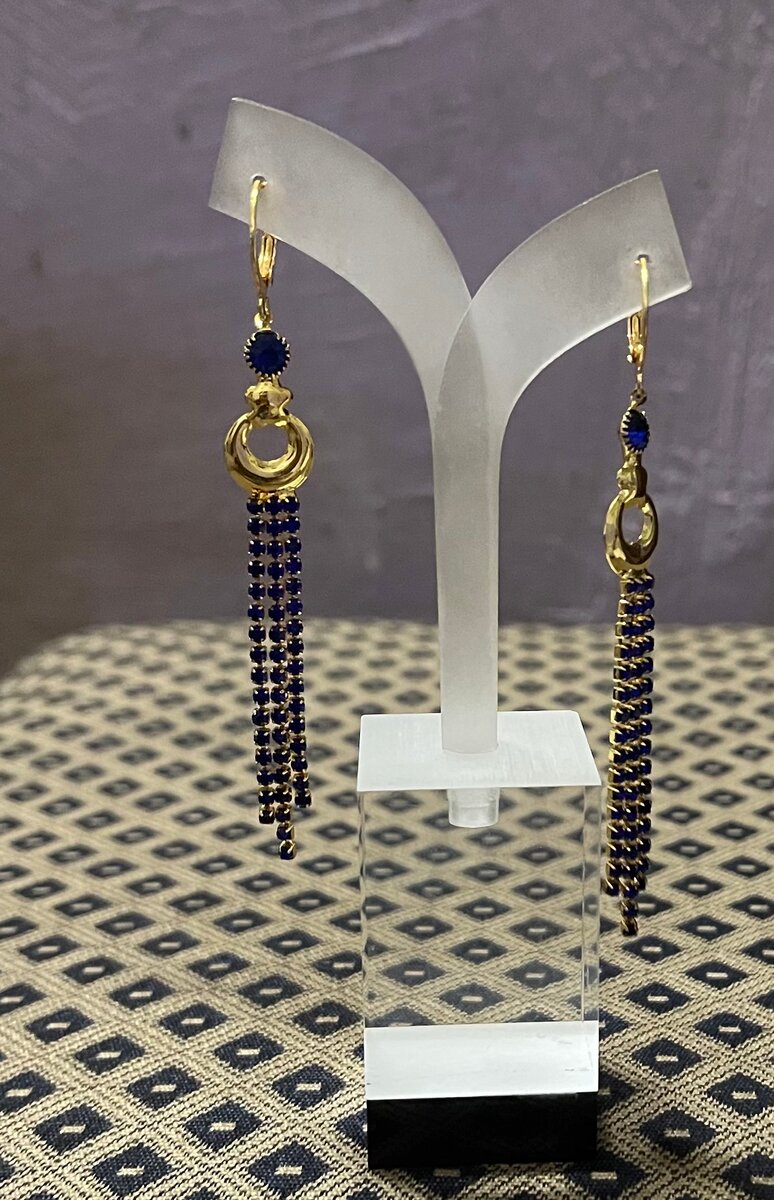 Boucles d'oreilles pendantes élégantes