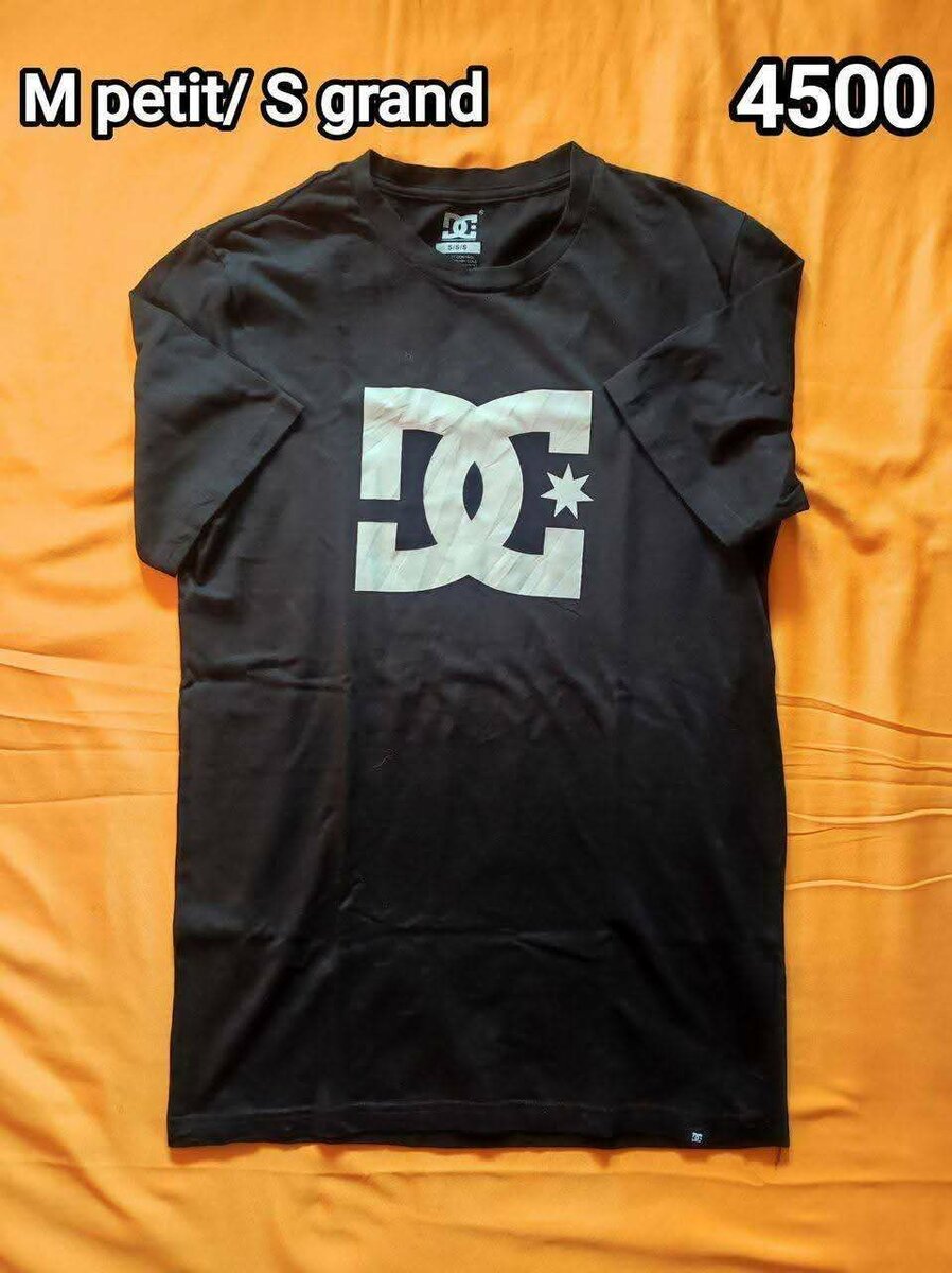 T-shirt Noir DC Iconique