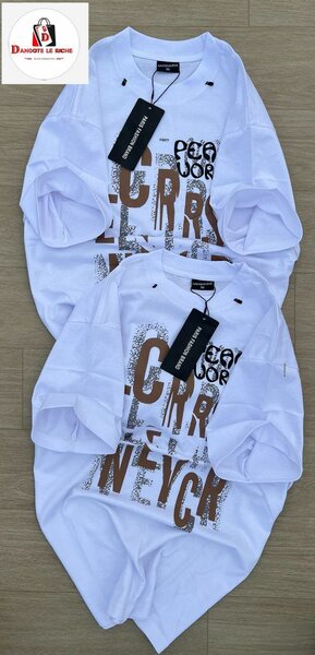 T-shirt blanc imprimé moderne