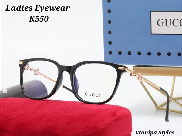 Black women's glasses Gucci 