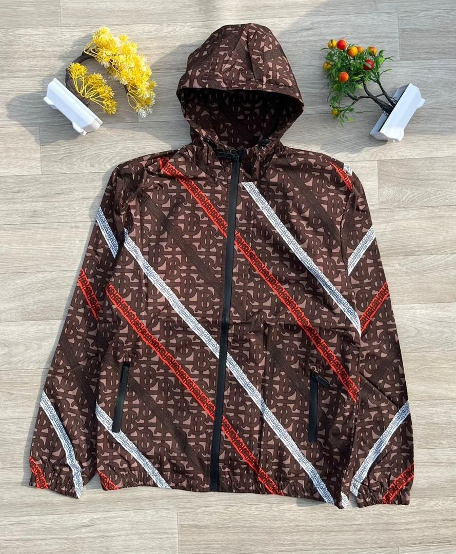 Vestes à capuche tendance