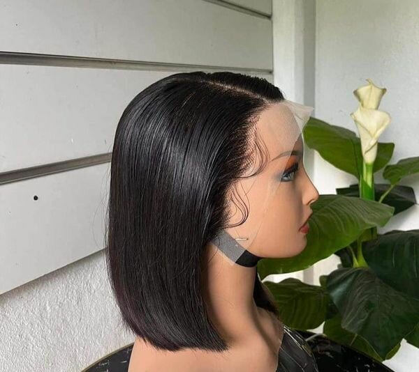 perruque synthétique mi-longue noire