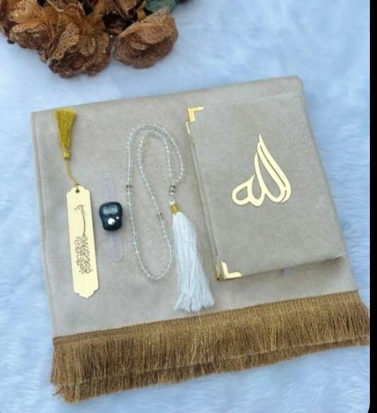 Ensemble de prière élégant