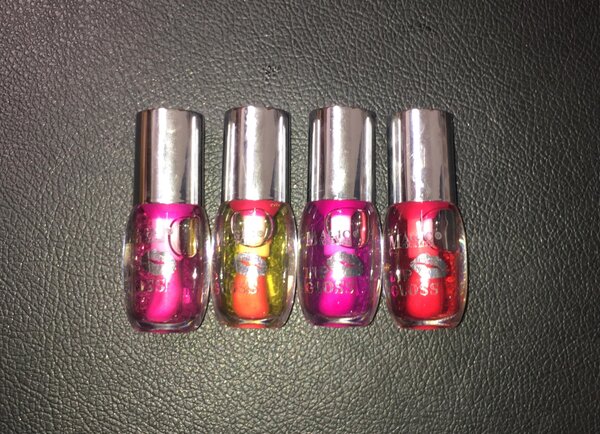 1 lip Gloss hydratant