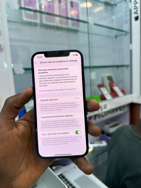 Smartphone bleu performant