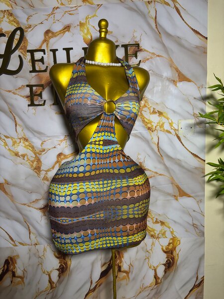 Robe chic à motifs élégants