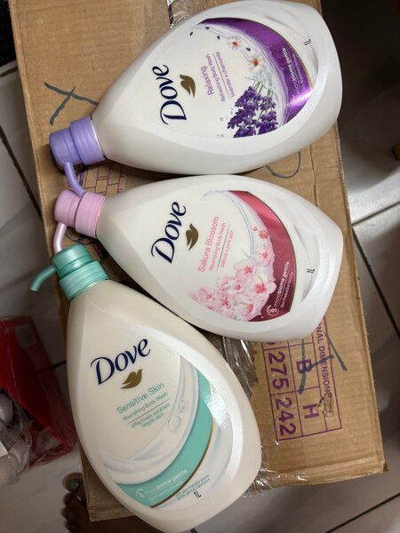 Bain de douche Dove 1L