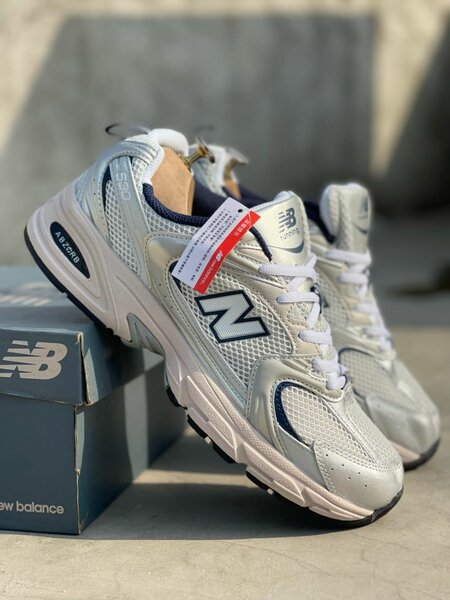 New Balance 530