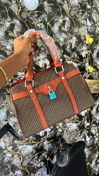 Sac à main élégant en cuir