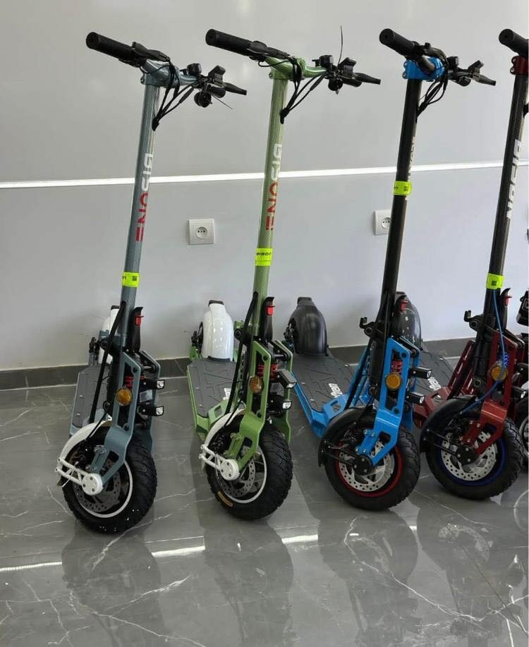 Scooter électrique puissant adulte