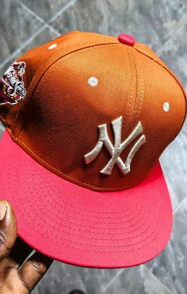 Casquette NY rouge tendance