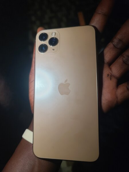 iPhone 11pro max 256gb