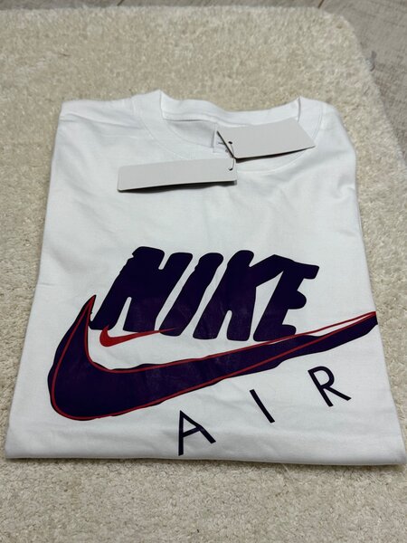 Nike tshirts