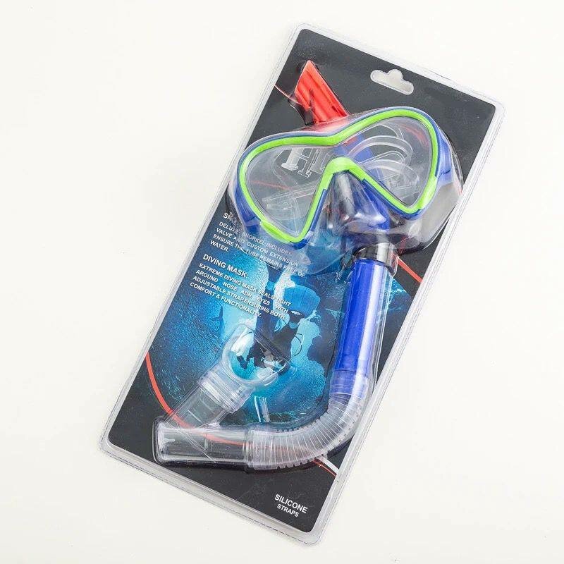 Lunettes de plongée avec tubas